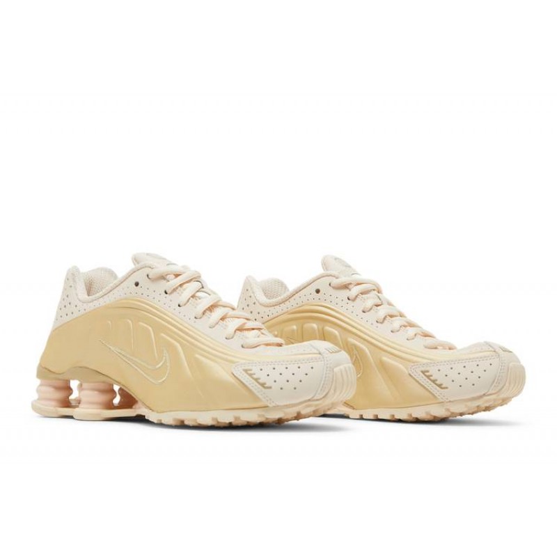 Wmns Shox R4 'Guava Gold' Wmns Shox R4 'Guava Gold'